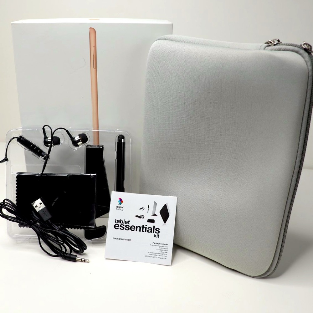 Host Pick!!!!  Apple IPad Essentials Kit “ONLY” Bundle Kit Check Description
